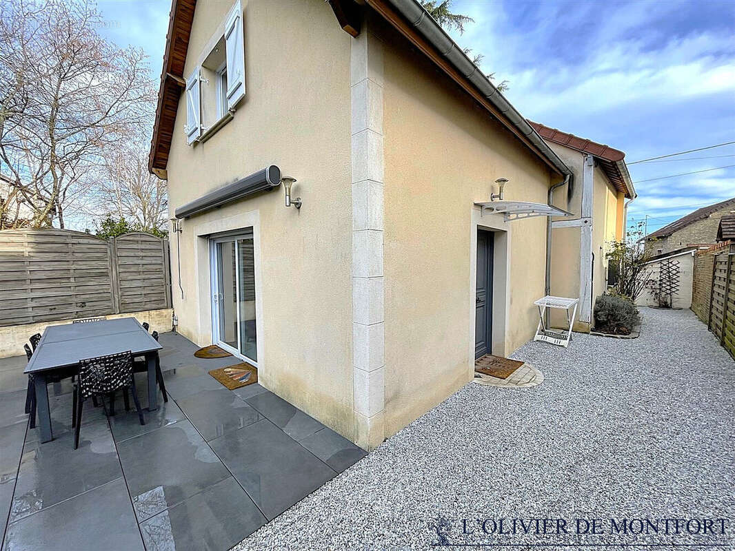 Maison à MONTFORT-L&#039;AMAURY