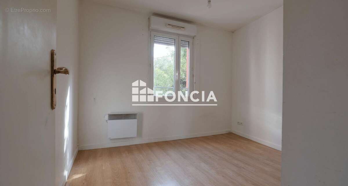 Appartement à CORBEIL-ESSONNES