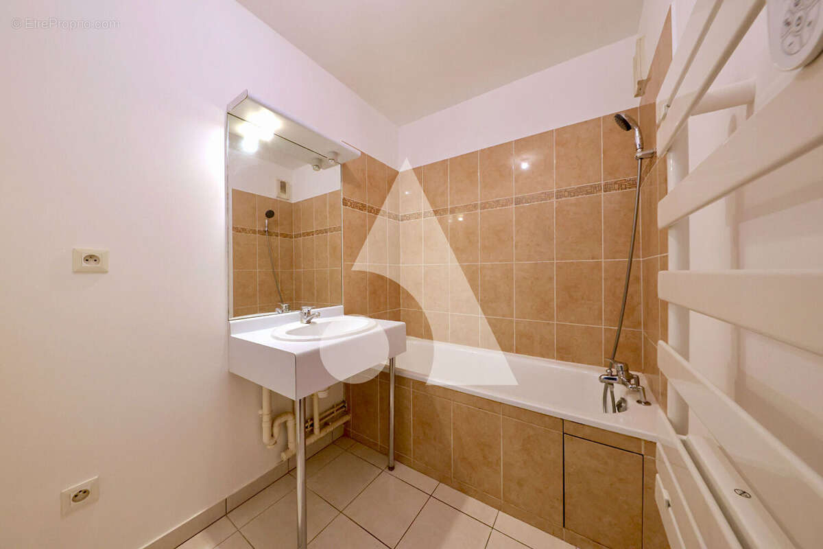 Appartement à SAINT-GERMAIN-LES-CORBEIL