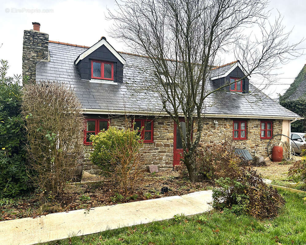 Maison à JANZE