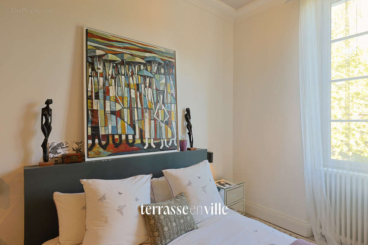 Appartement à LA CRAU