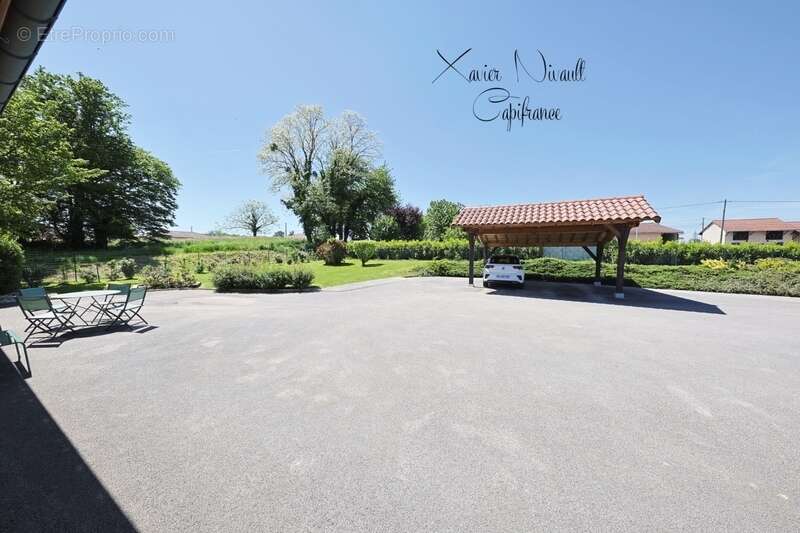 Maison à SAINT-AMOUR