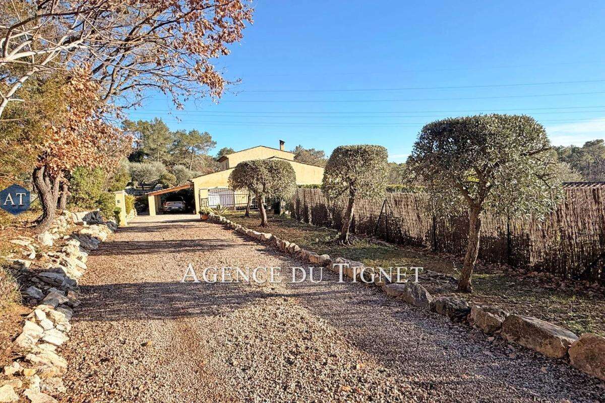 Maison à SAINT-CEZAIRE-SUR-SIAGNE