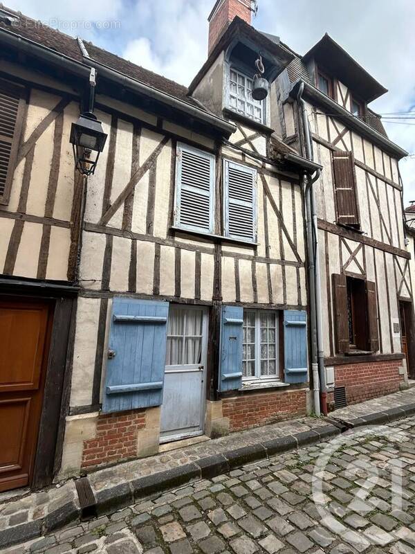 Photo 1 - Maison à BEAUVAIS