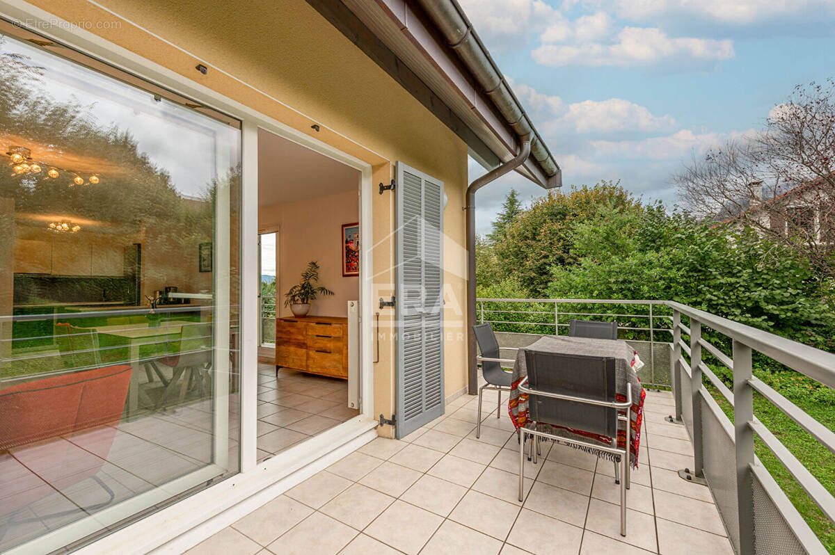 Appartement à ANNECY-LE-VIEUX