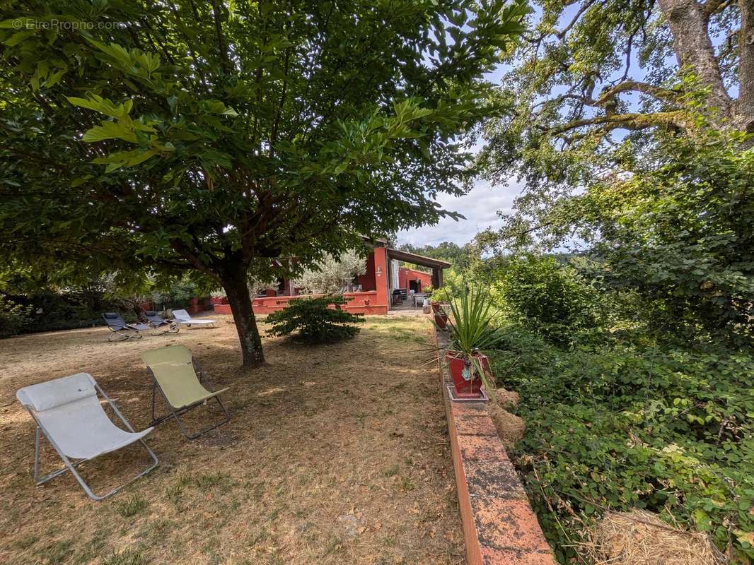 Maison à LOUBES-BERNAC