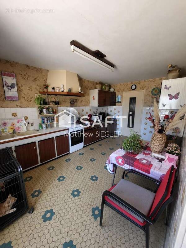 Maison 90 m² à Antogny-Le-Tillac  - photo 3