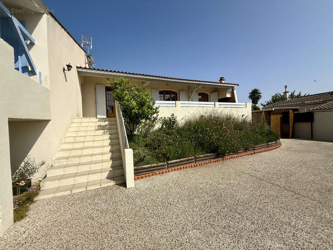 Maison à AIGUES-MORTES