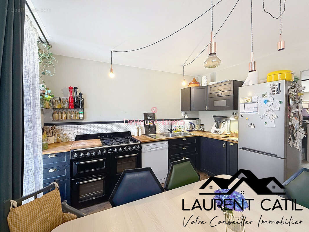 Appartement à BOURG-DE-PEAGE