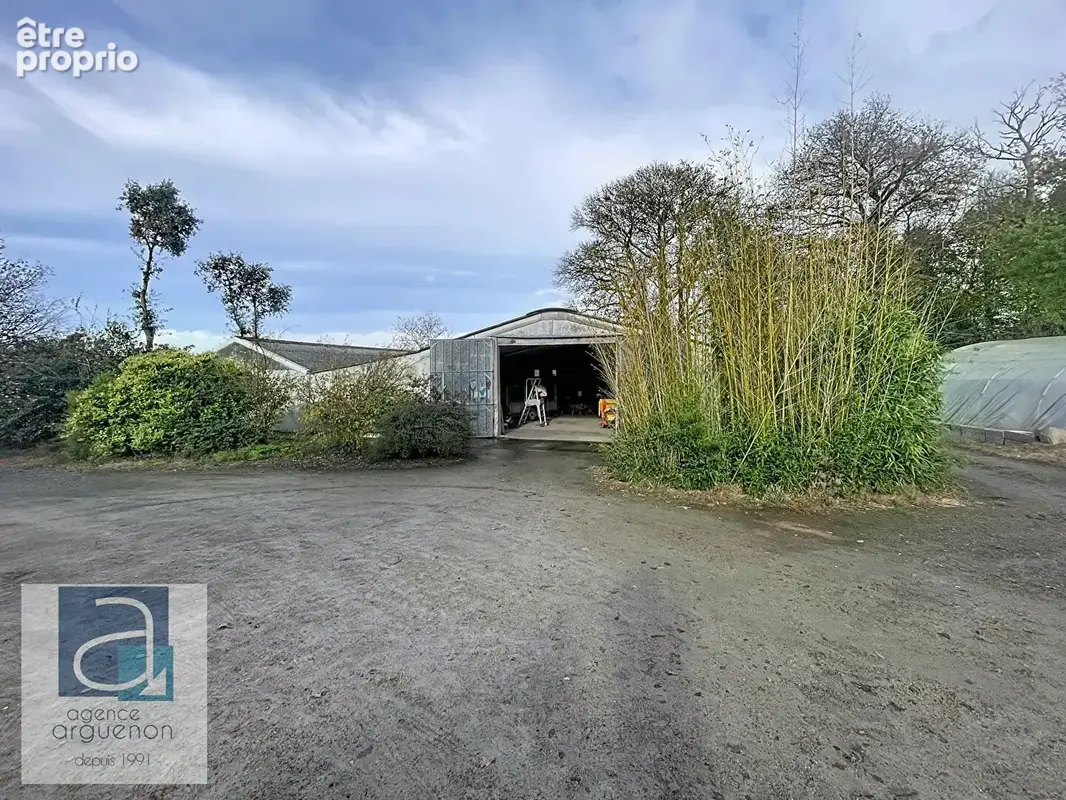 CAULNES- Propriété de caractère avec gîte indépendant et vastes dépendances - photo 13