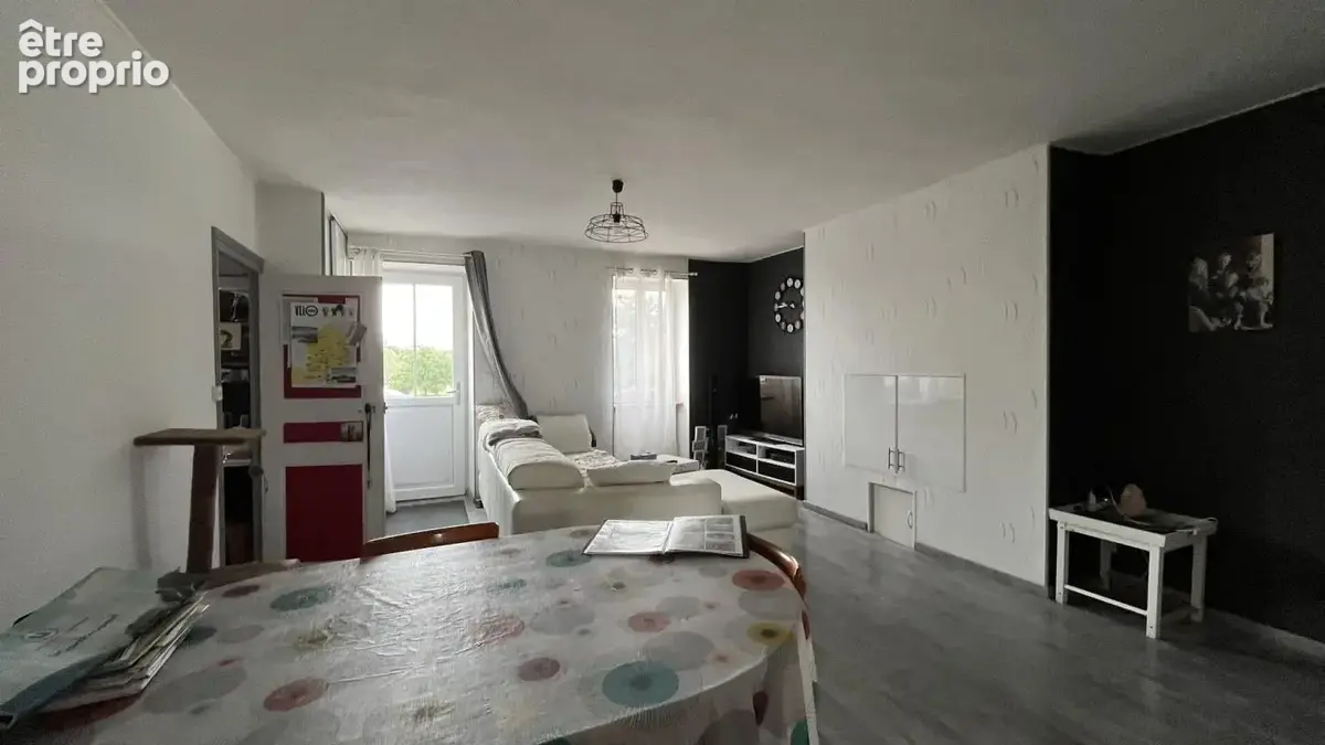 Maison mitoyenne entièrement rénovée ouvrant sur terrain de plain-pied - photo 5