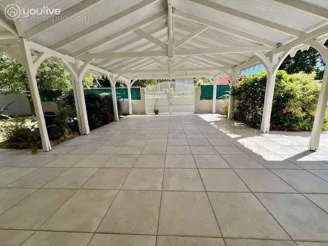 Maison à SAINTE-ANNE