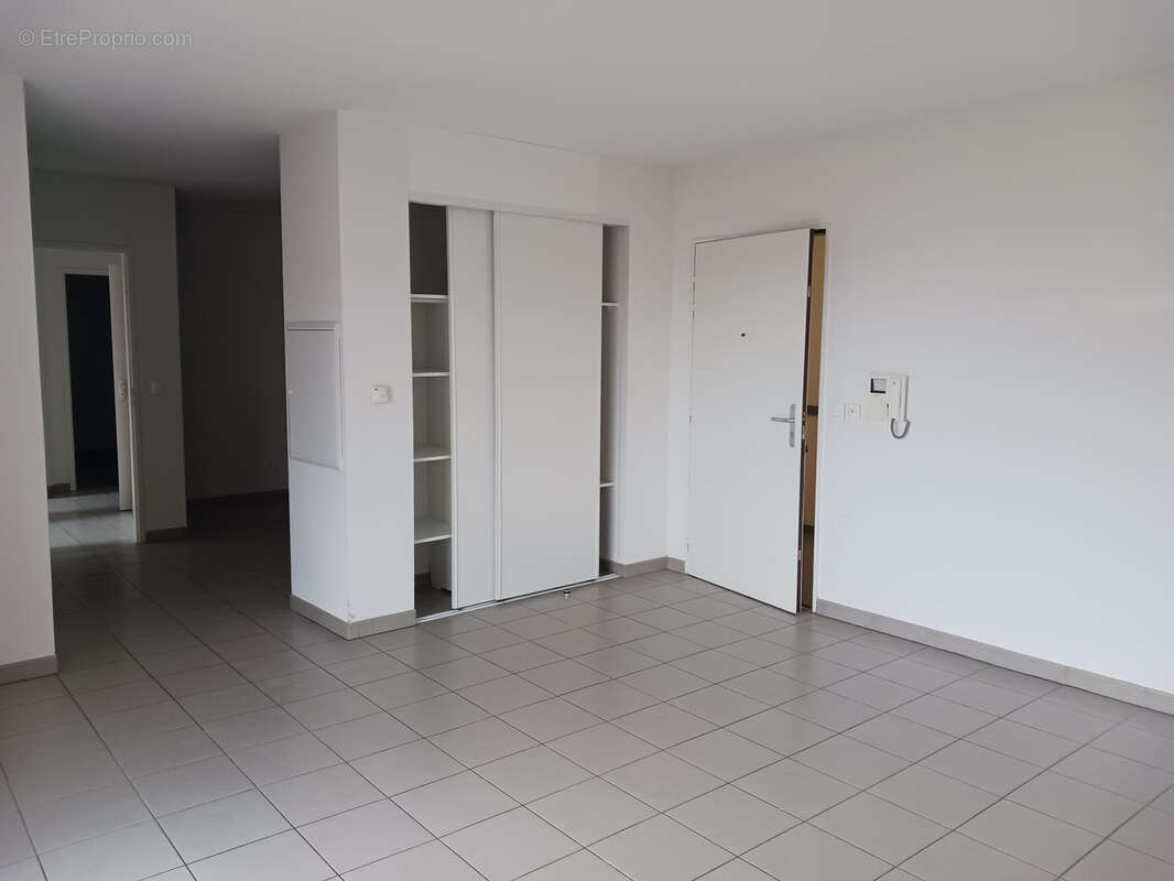 Appartement à FLEURY-LES-AUBRAIS