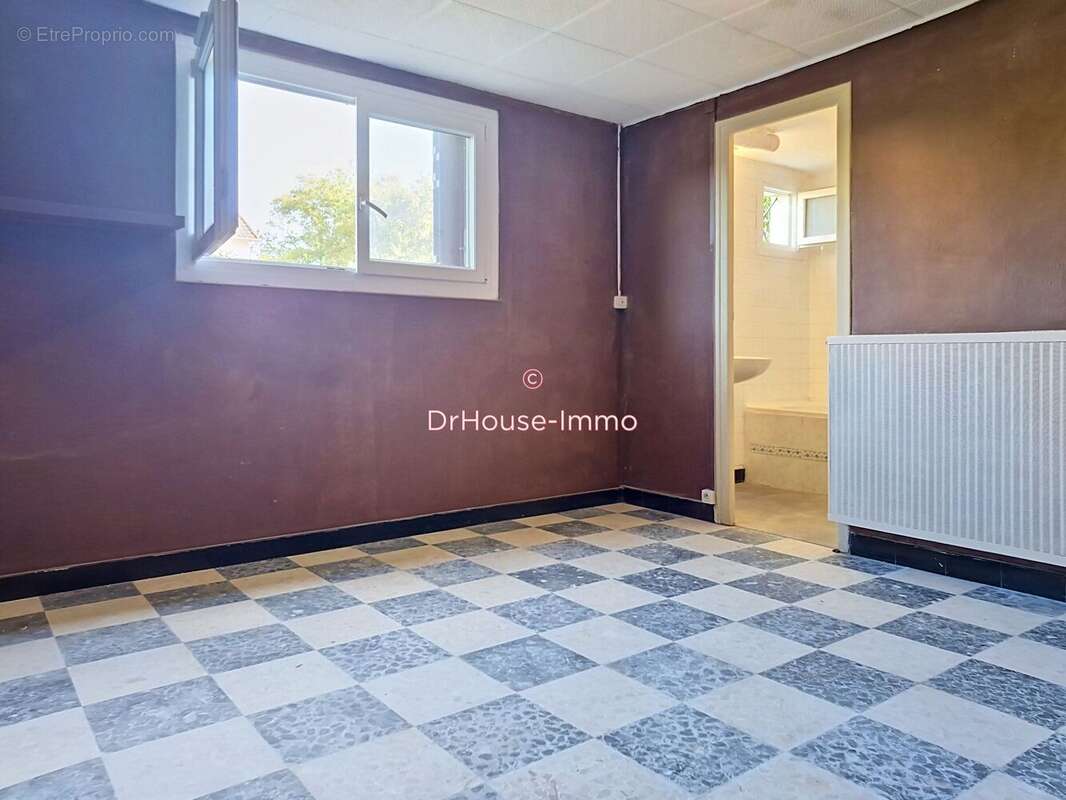 Maison 125 m² à Migennes  - photo 7
