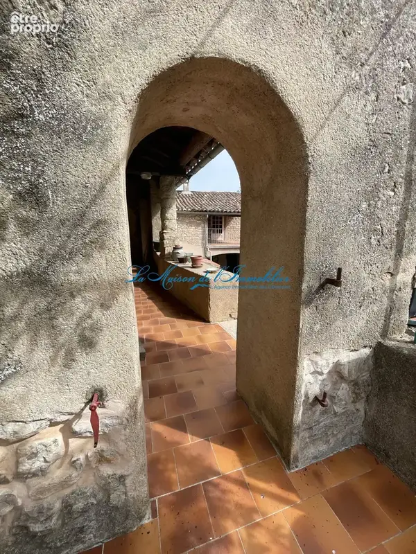Entre NIMES et ALES, domaine équestre avec mas en pierres 2 logements sur un terrain 2 ha 18 - photo 4