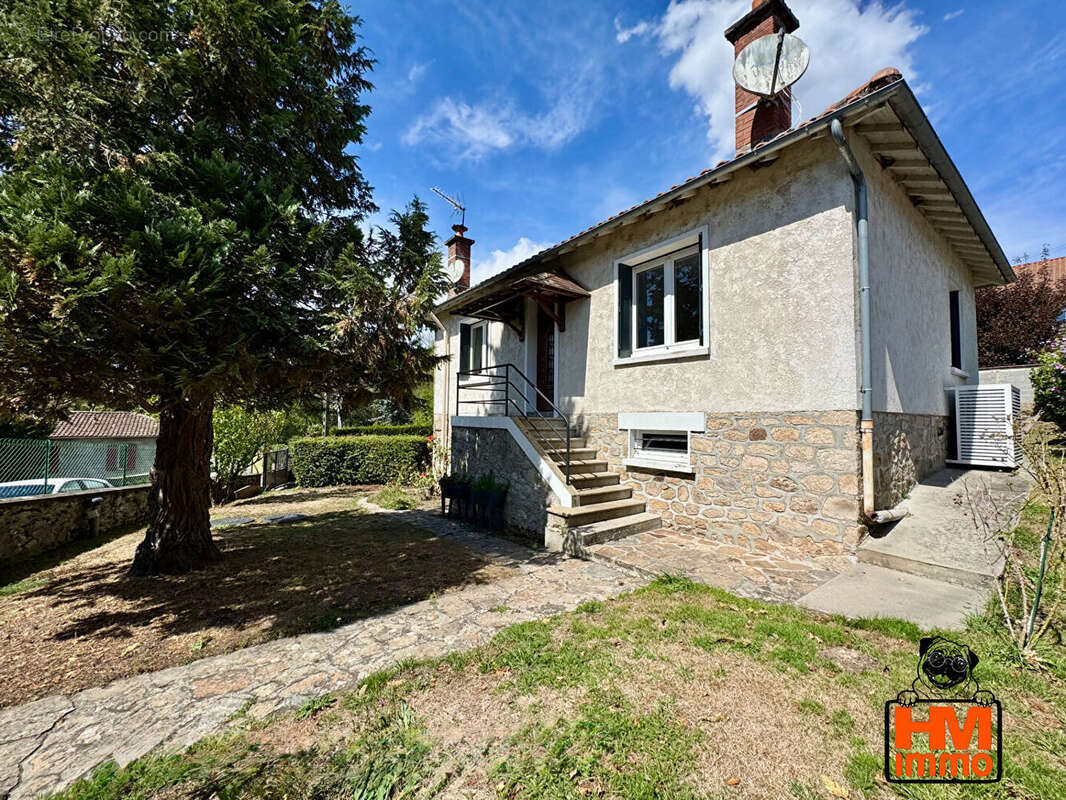 Maison à SAINT-JUNIEN