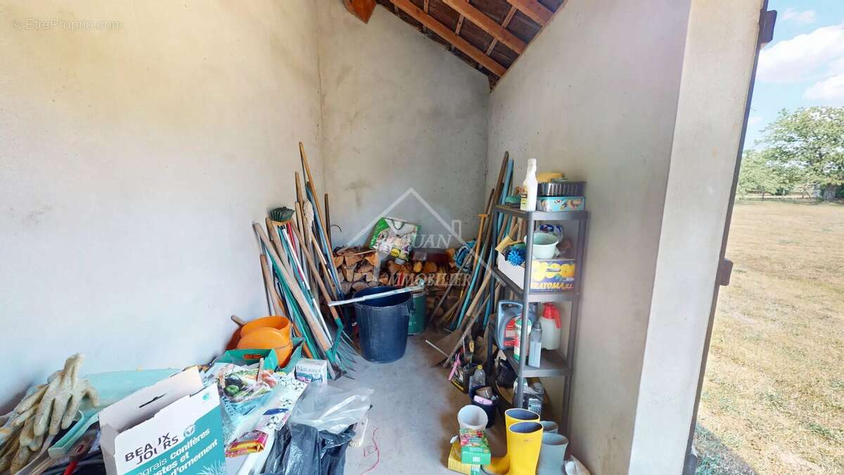 Maison a renover avec garage - photo 7