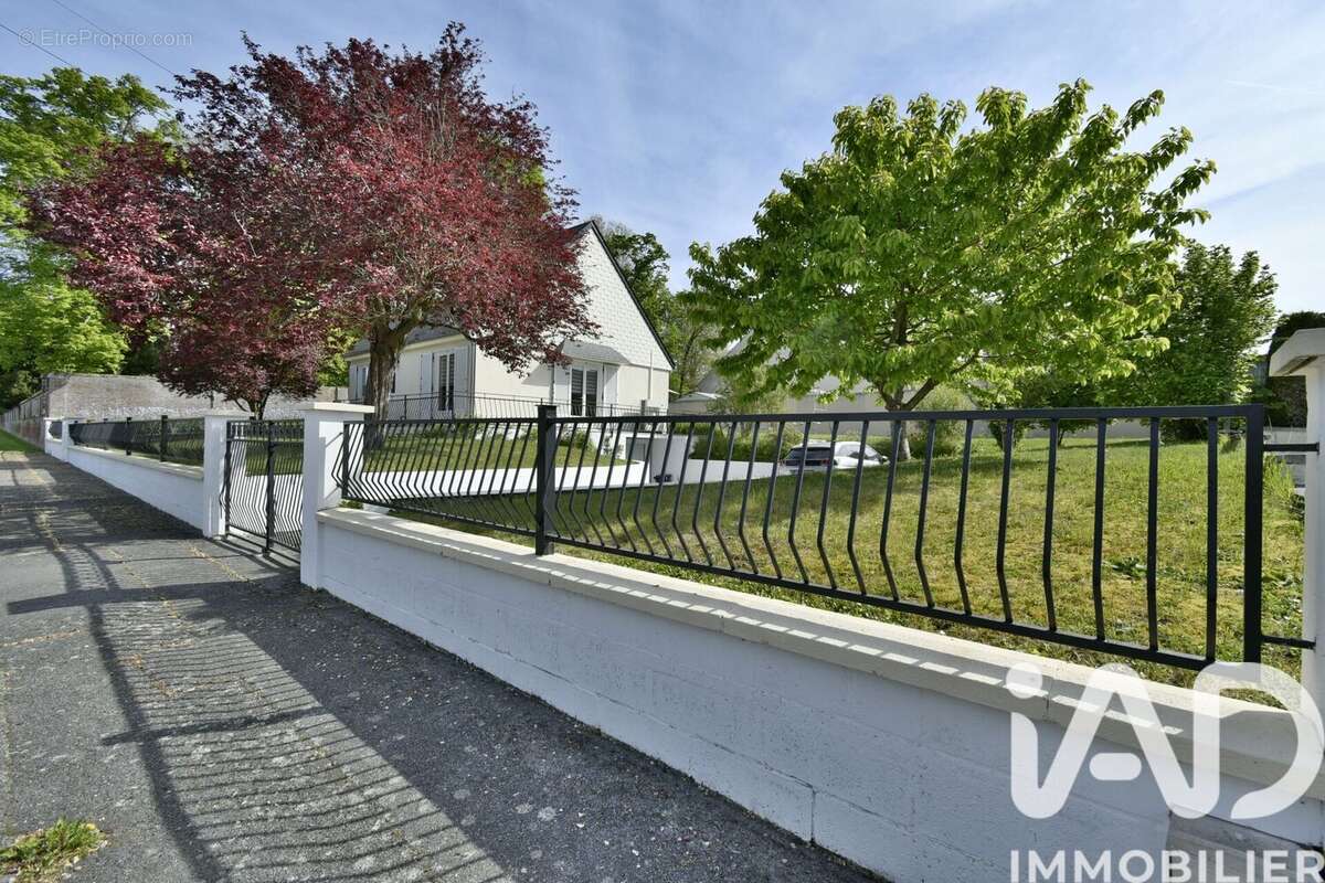 Photo 3 - Maison à MAIGNELAY-MONTIGNY