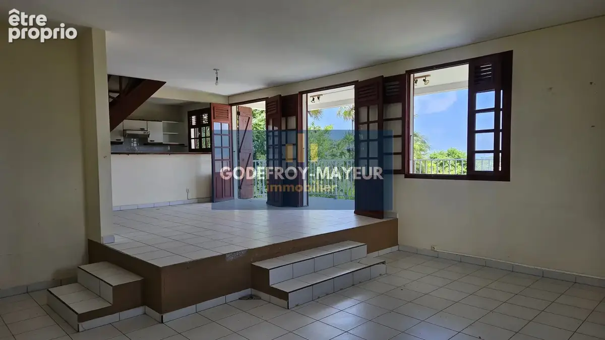 Maison de 4 chambres avec travaux - Vue mer - Le Gosier - photo 5