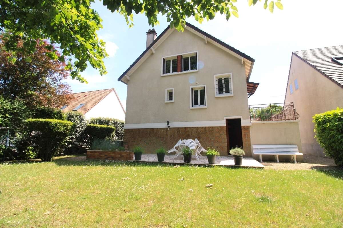 Maison à YERRES
