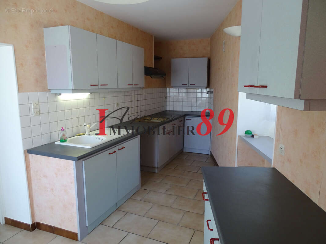 Idéalement située entre MONTBARD et CHATILLON S/SEINE, charmante maison de village à rafraîchir - photo 12