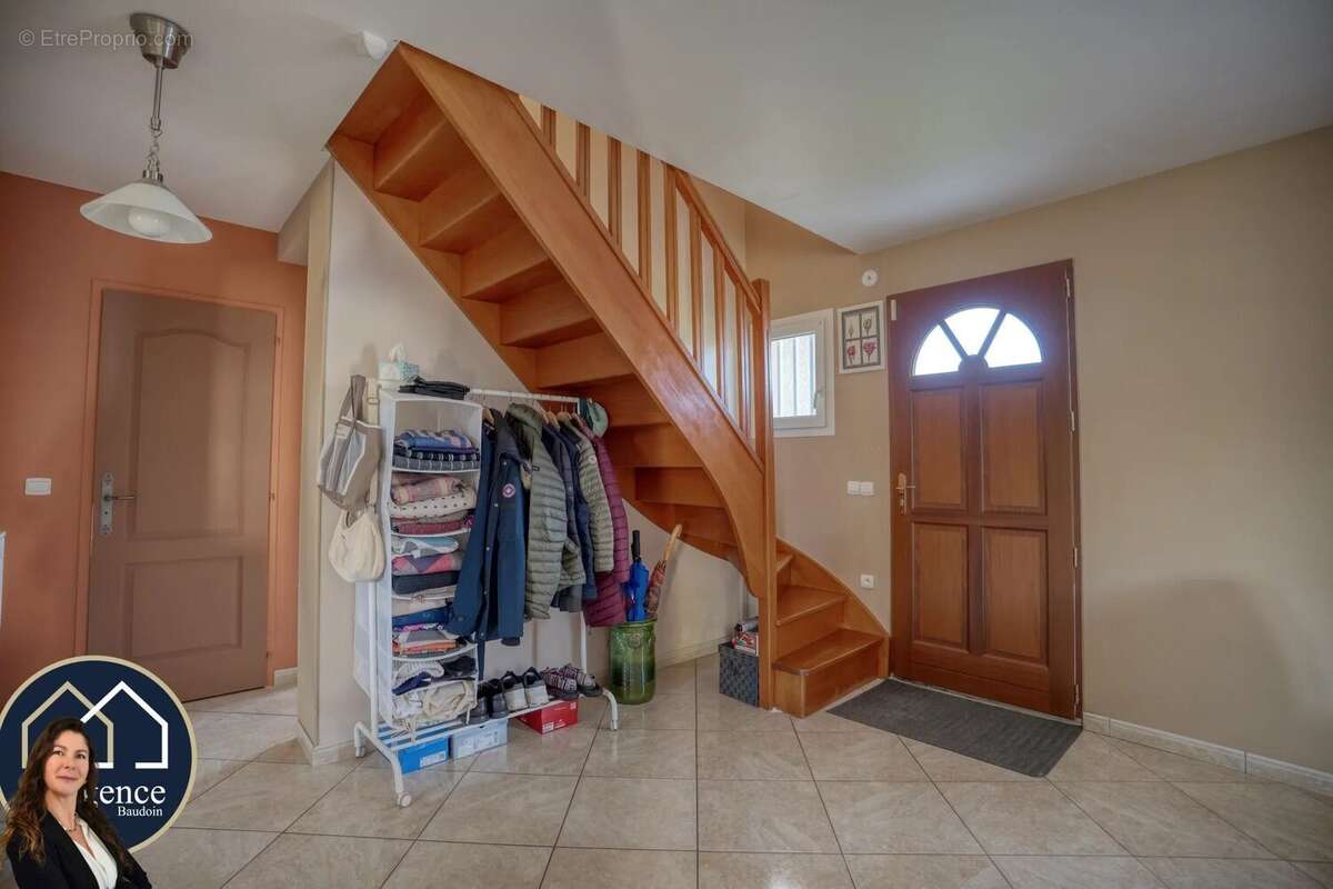 Maison à HOUDAN