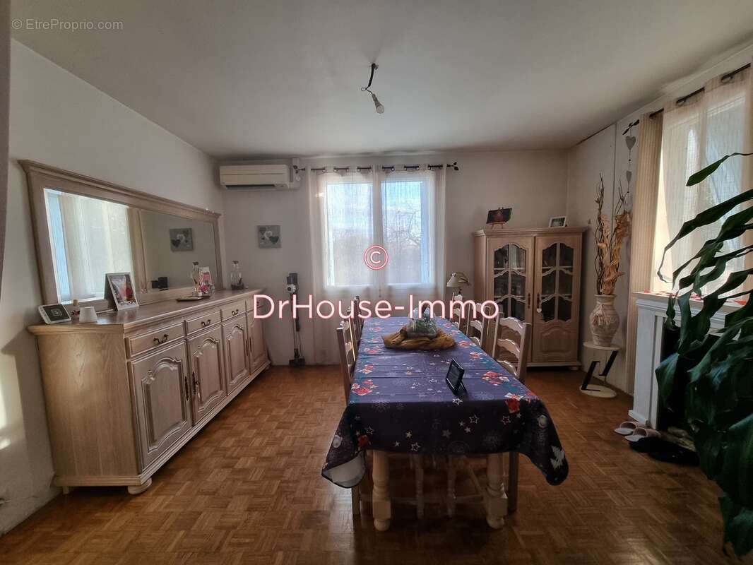 Maison à MOULEYDIER