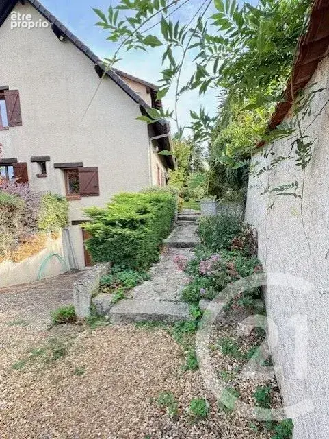 Maison 10 pièces 242 m² à vendre à Bu (28410) - photo 3