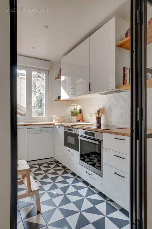 Appartement à PARIS-15E