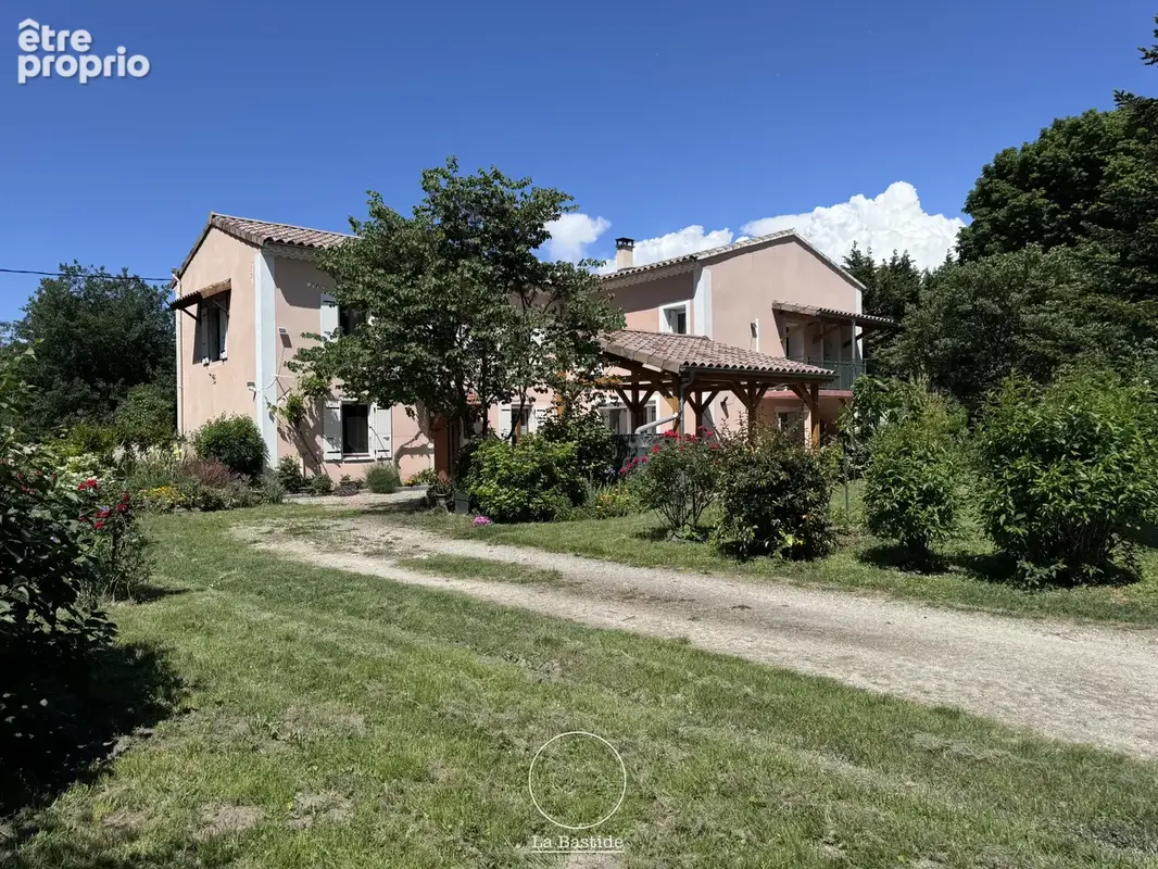 Photo Maison à La Begude-De-Mazenc au prix de 389 000€