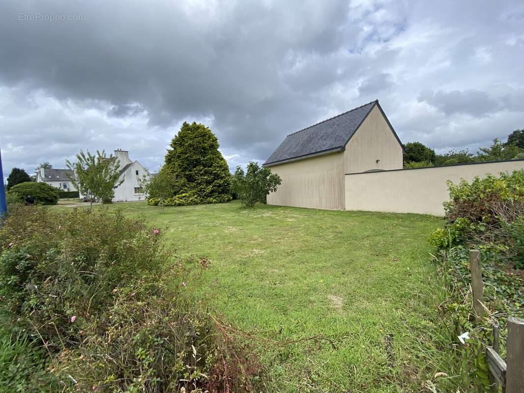 Terrain 460 m² à Lanmeur  - photo 2
