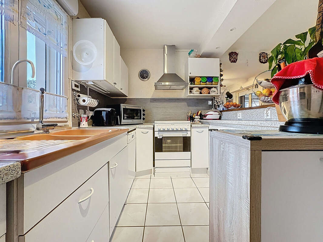 Maison à MONTMIRAIL