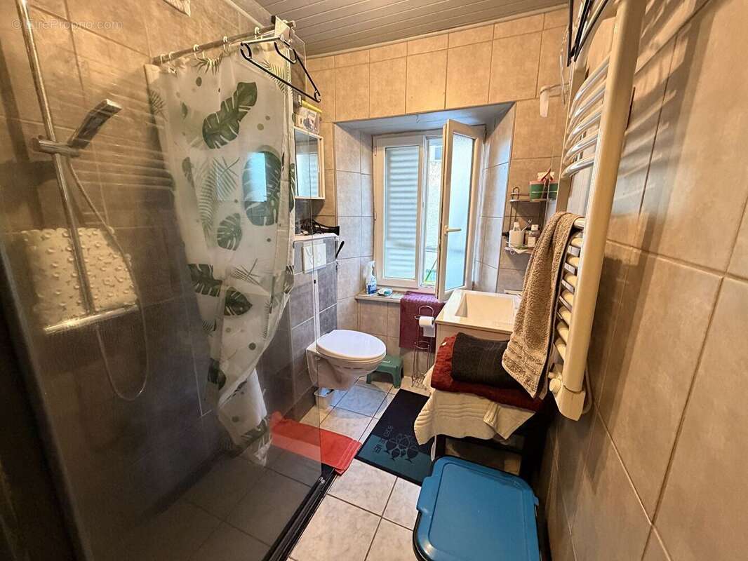 Appartement à NEUVEGLISE