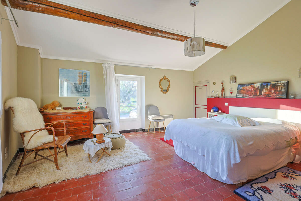 Maison à SAINT-MARTIN-DE-CASTILLON