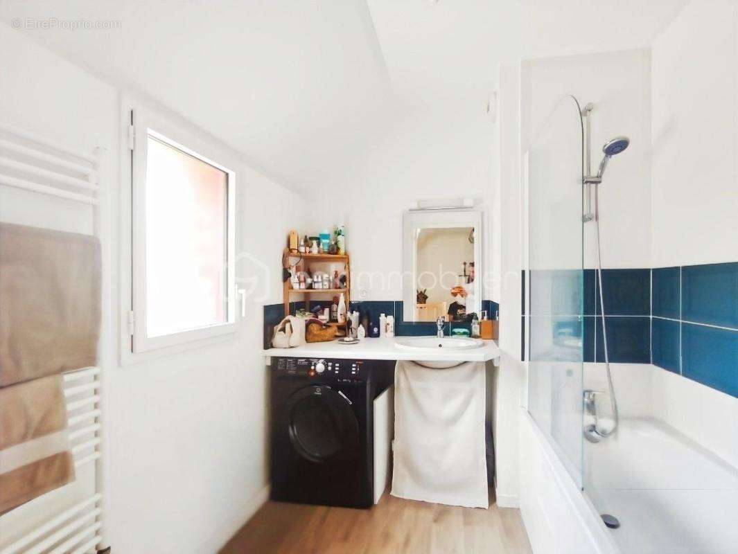 Appartement à CHAVAGNE