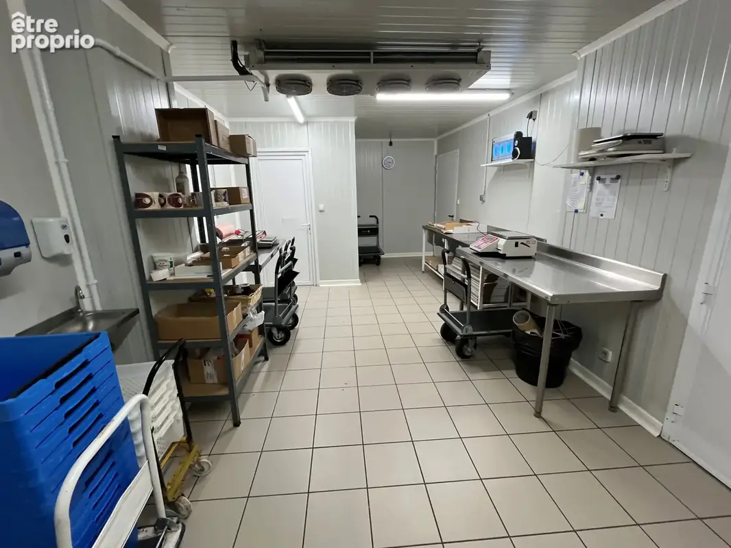 Local professionnel - photo 12