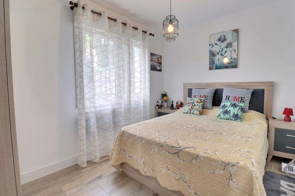 Appartement à URRUGNE