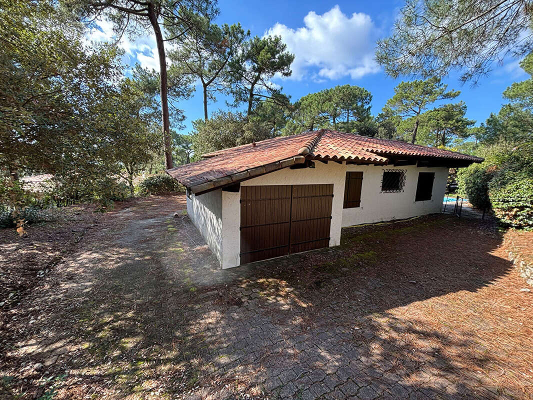 Maison à LE BOUSCAT