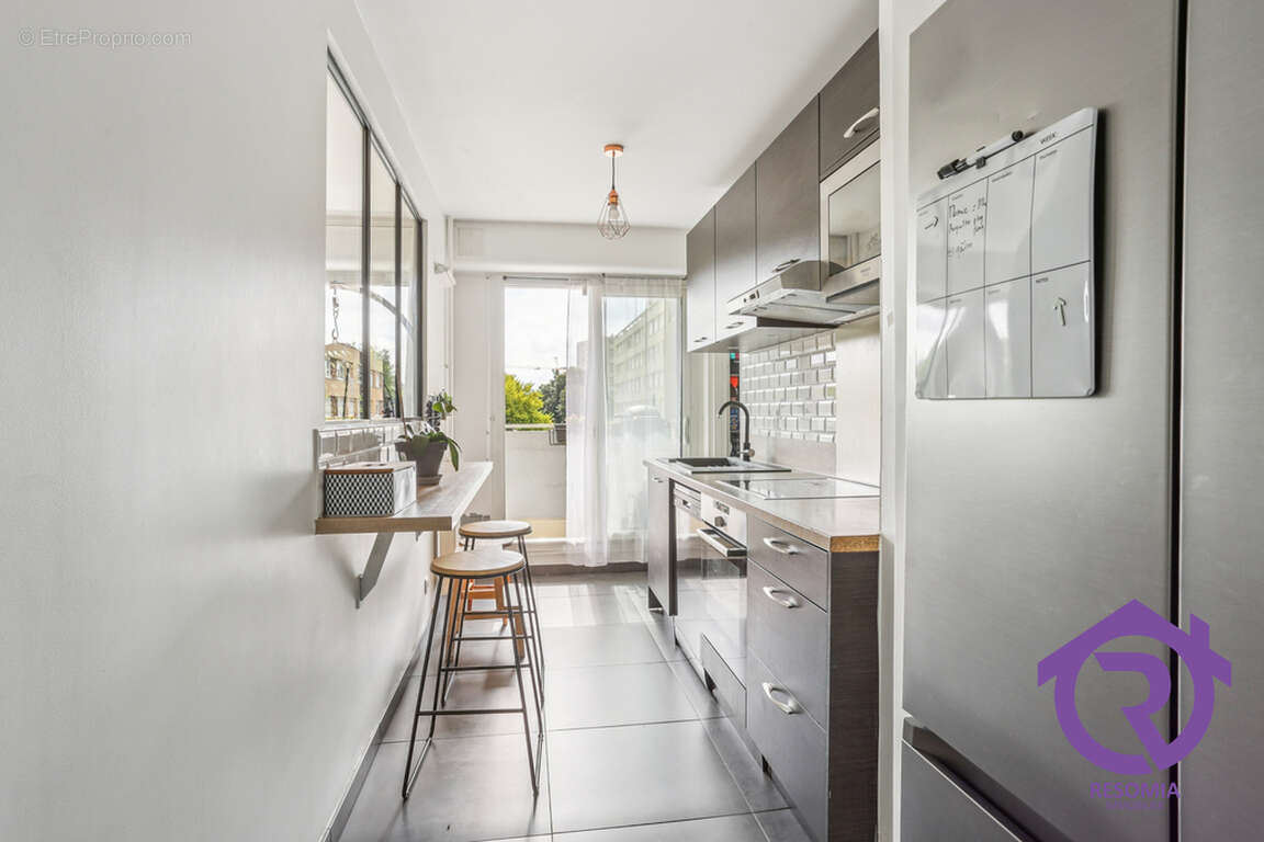 Appartement à LE PLESSIS-ROBINSON