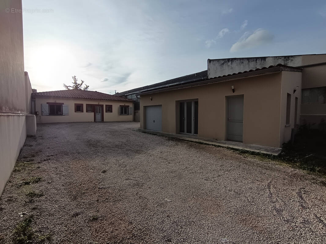 Maison à CASTELSARRASIN