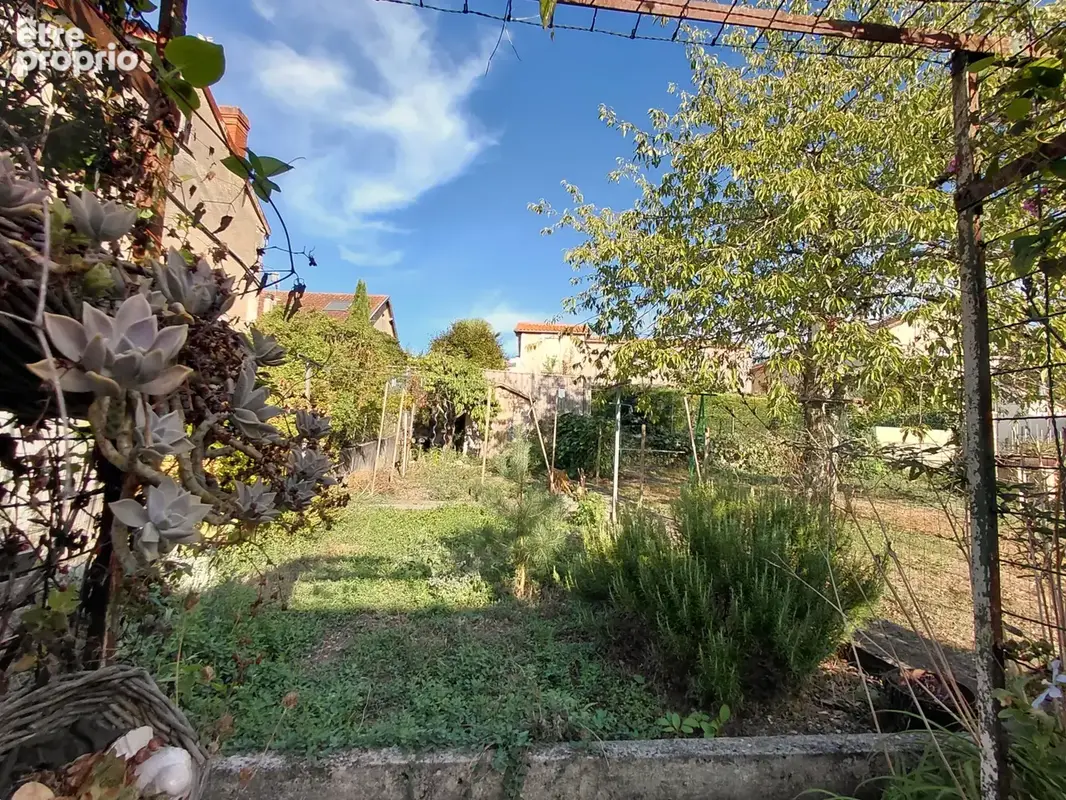 Sanilhac - a deux pas de perigueux - maison avec 3 chambres, jardin et garage - photo 3
