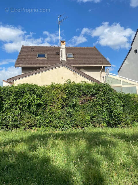 Maison à GENNEVILLIERS