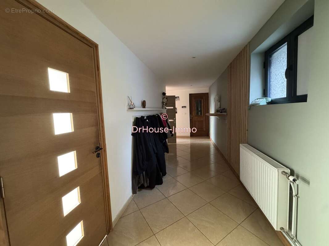 Maison 190 m² à Gommegnies  - photo 8