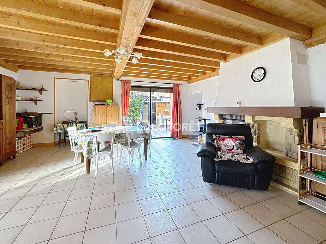 Maison à BOURGOIN-JALLIEU