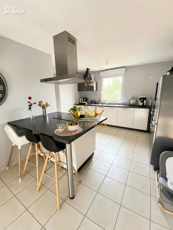 Maison 100 m² à Yzeures-Sur-Creuse  - photo 4