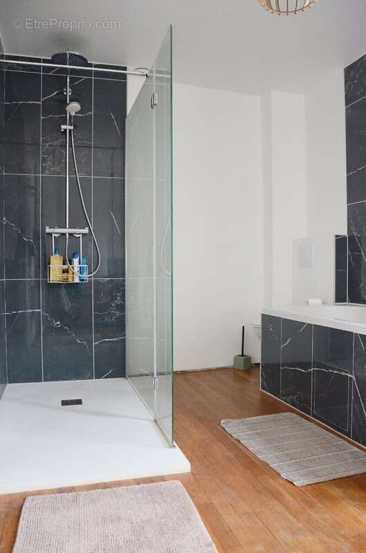 Maison à DAMPIERRE-EN-YVELINES