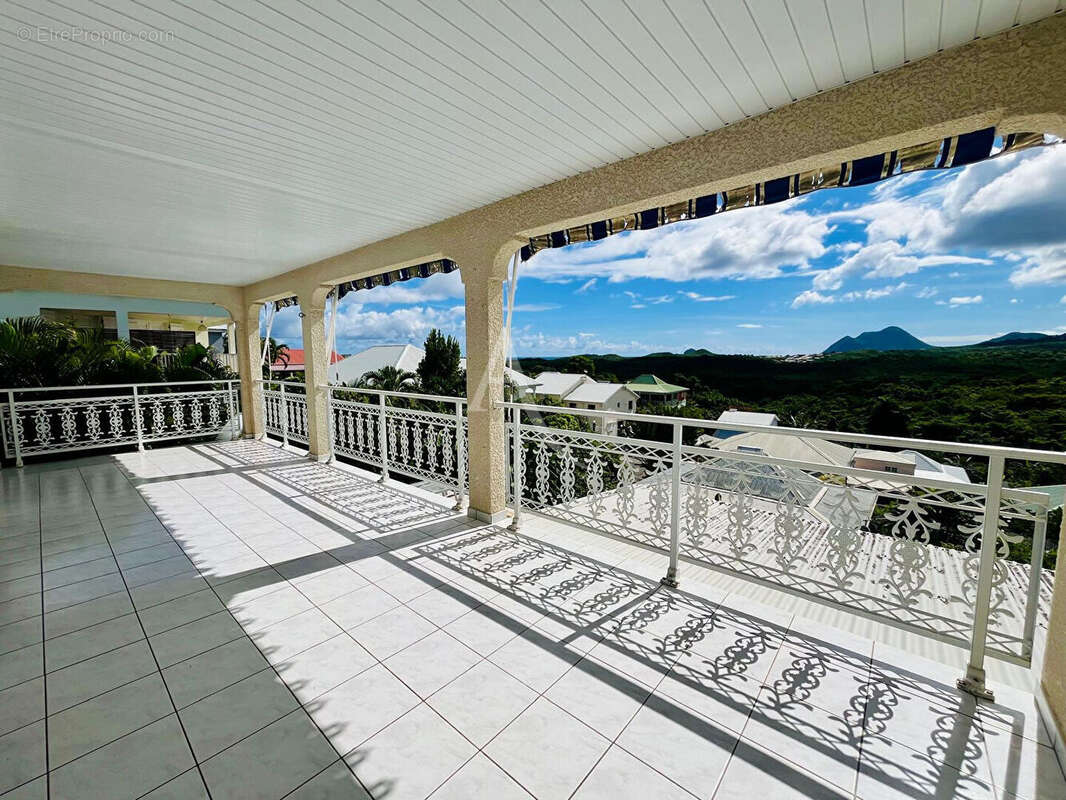 Maison à SAINTE-LUCE