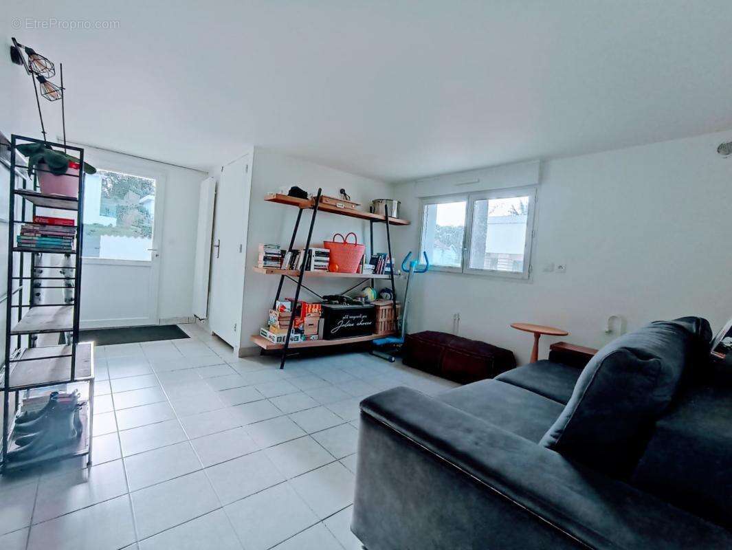 Maison à SAINT-GEORGES-DE-DIDONNE