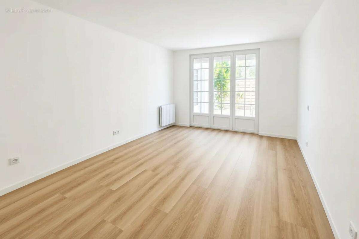Maison de 8 pièces de 240 m² à Aureilhan - photo 6