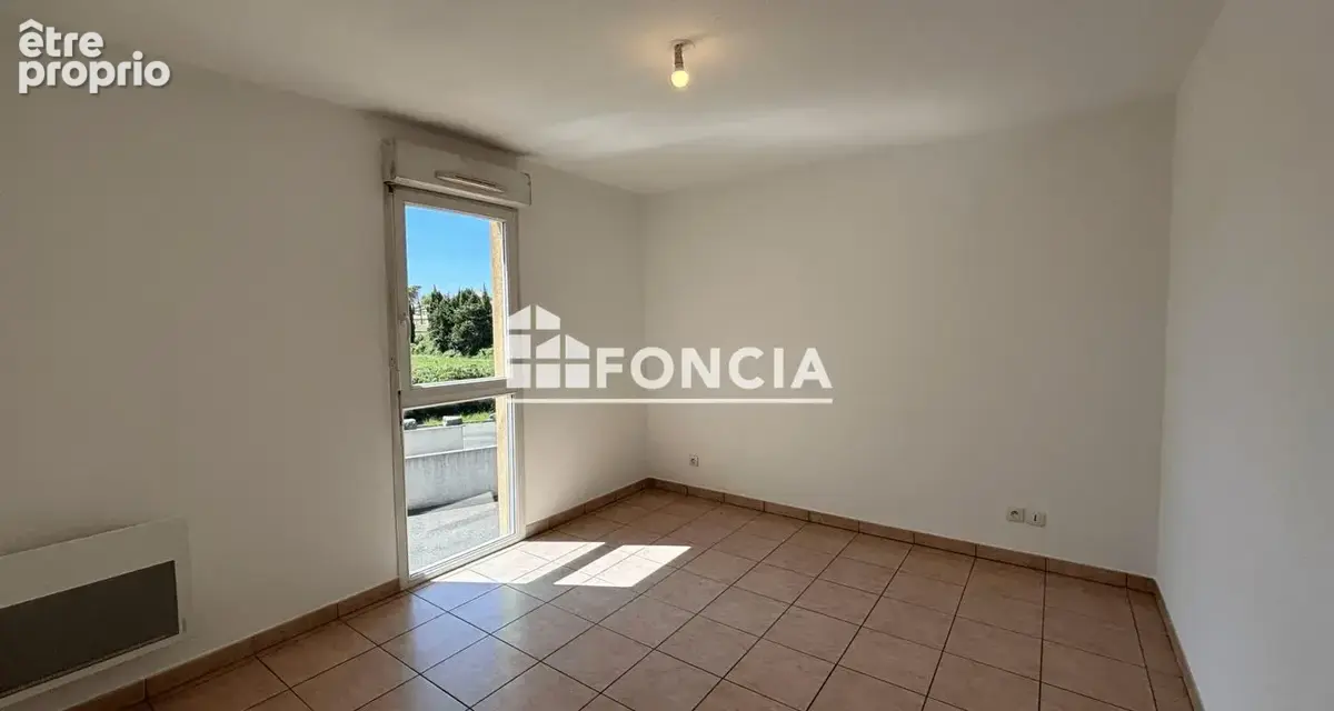 A vendre-CARPENTRAS Beau T4 avec terrasse et garage - photo 9